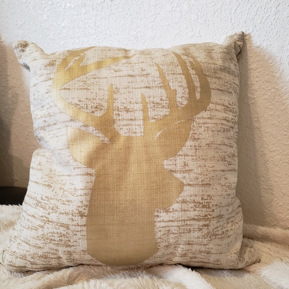 Other - Pillow deer